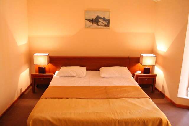 Отели типа «постель и завтрак» Vake Hotel Тбилиси-16