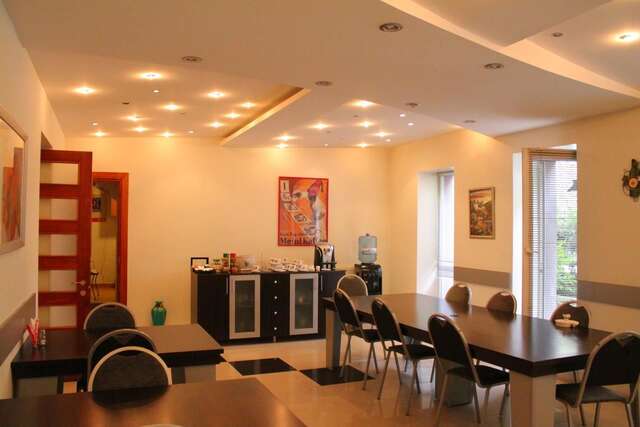 Отели типа «постель и завтрак» Vake Hotel Тбилиси-22