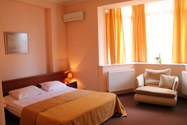 Отели типа «постель и завтрак» Vake Hotel Тбилиси-24