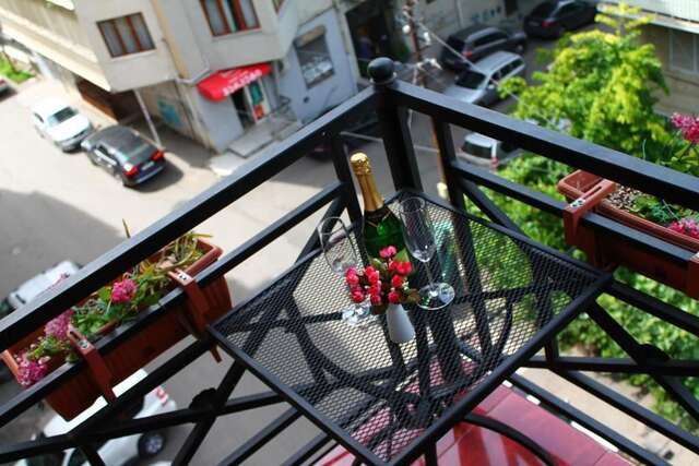 Отели типа «постель и завтрак» Vake Hotel Тбилиси-41