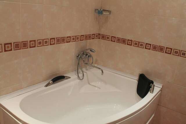 Отели типа «постель и завтрак» Vake Hotel Тбилиси-7